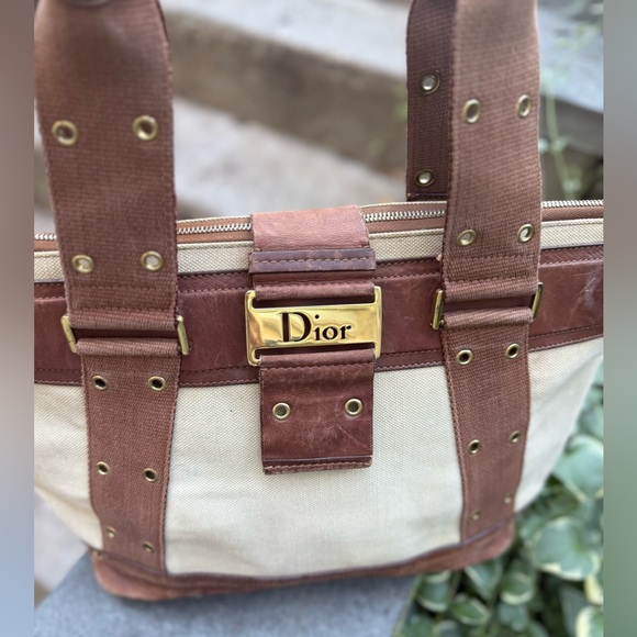 Absolutely stunning vintage Dior handbag canvas and leather signature lining - Picture 16 of 17